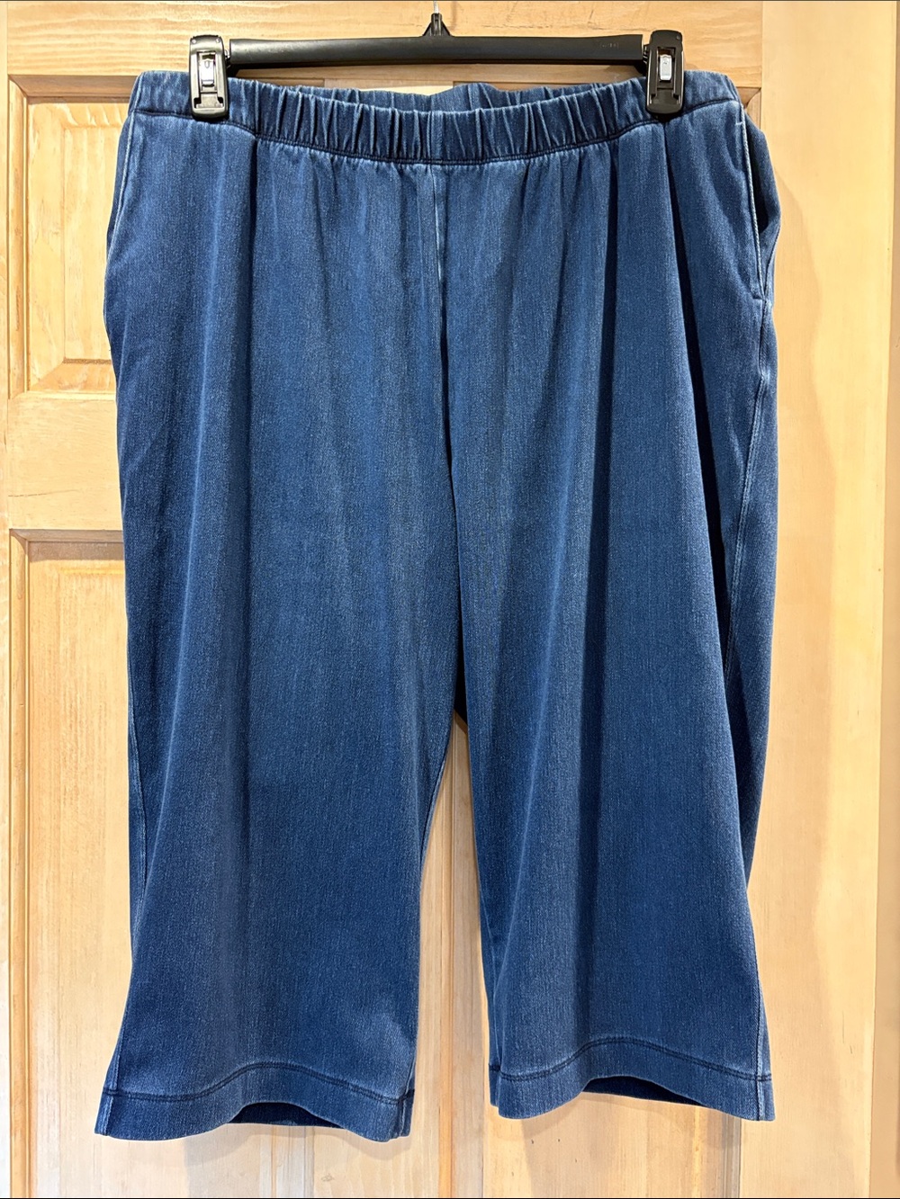 Land’s End Pull-on Stretch Capri Denim Jeans 1X